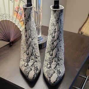 Steve Madden Black and White Snakeskin Ankle Boots